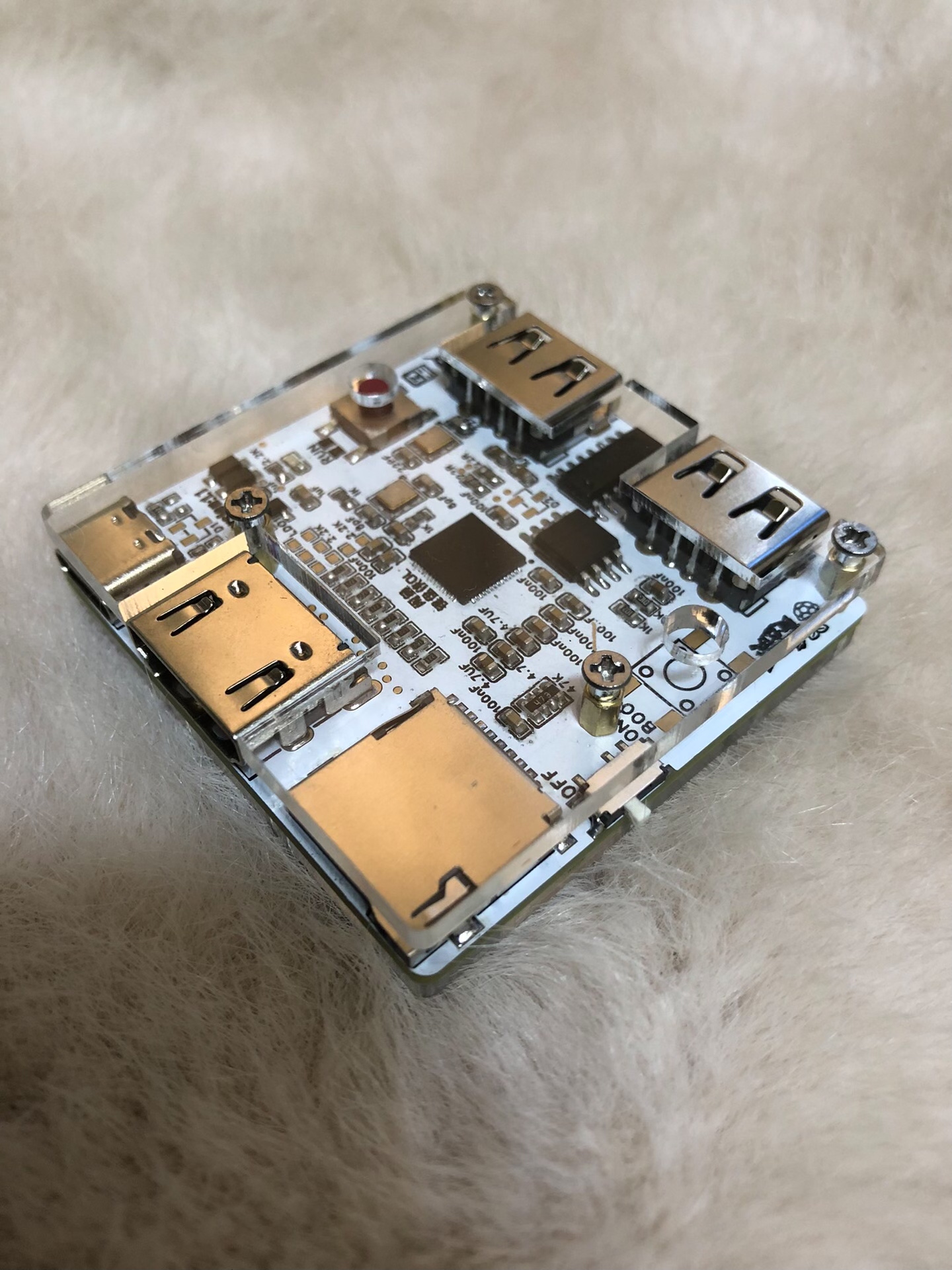 Retro Mini Macintosh 128K Pock – Retro Gaming Hub recenzja i cena