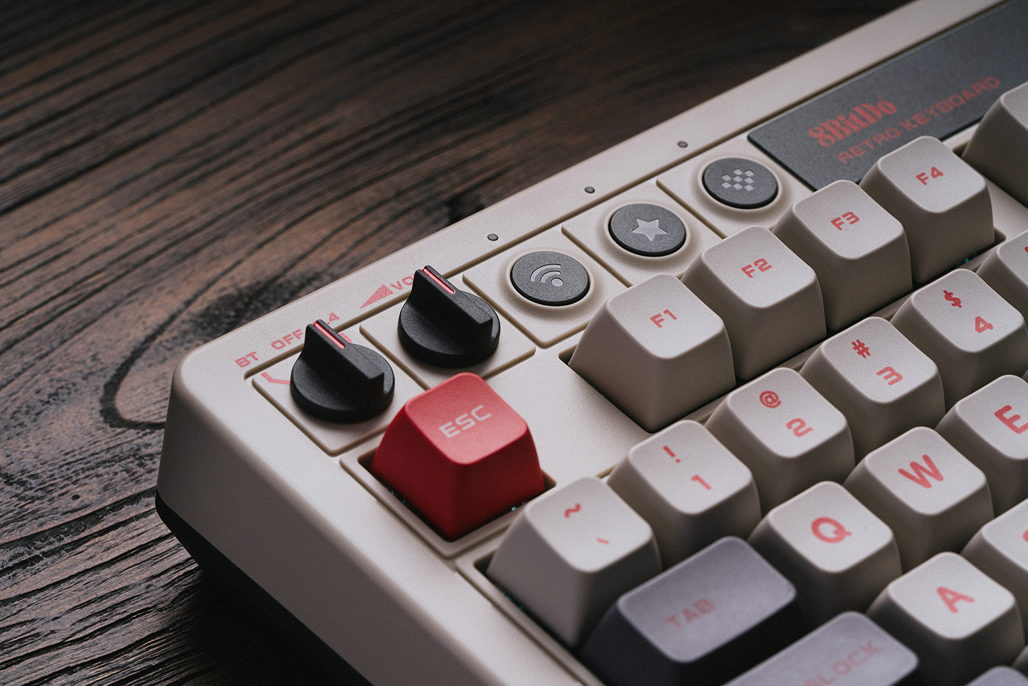 8Bitdo Retro Mechanical Keyboa – Retro Gaming Com recenzja i cena